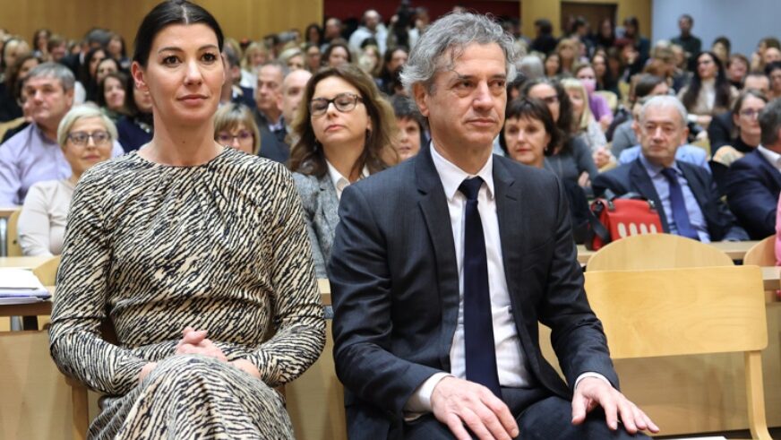 Kriza SD: Koalicija je sama sebi najboljša opozicija