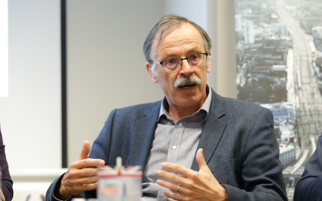 “V naslednjem srednjeročnem obdobju, denimo v petih letih, se bo dejansko pokazalo, ali bo Evropska unija sedela za mizo globalnih igralcev ali bo na mizi”