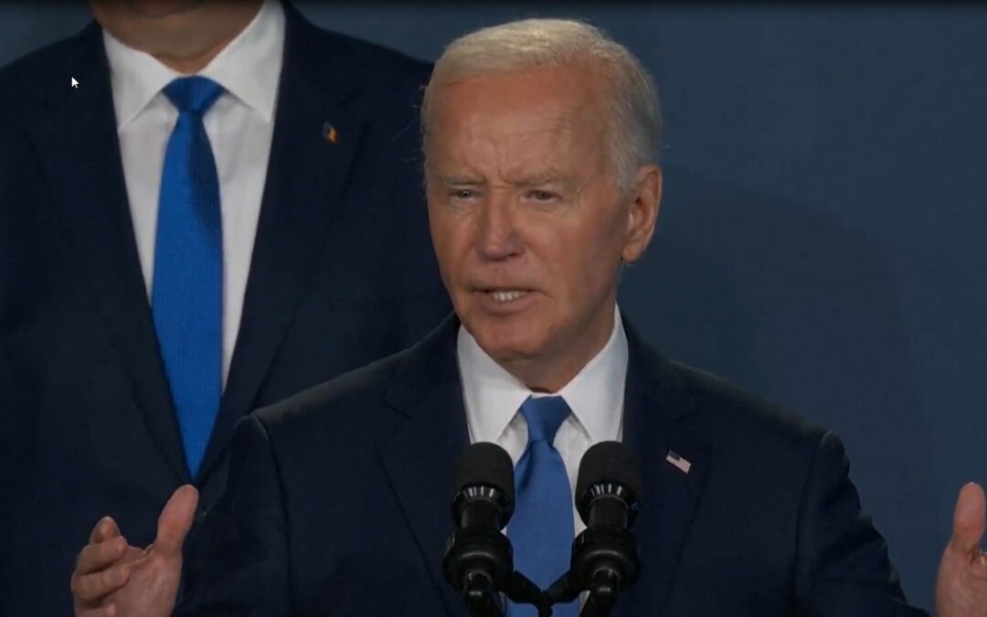 “Sedaj predajam besedo predsedniku Ukrajine, ki ima ogromo poguma in vztrajnosti, drage gospe in gospodje, predsednik Putin”