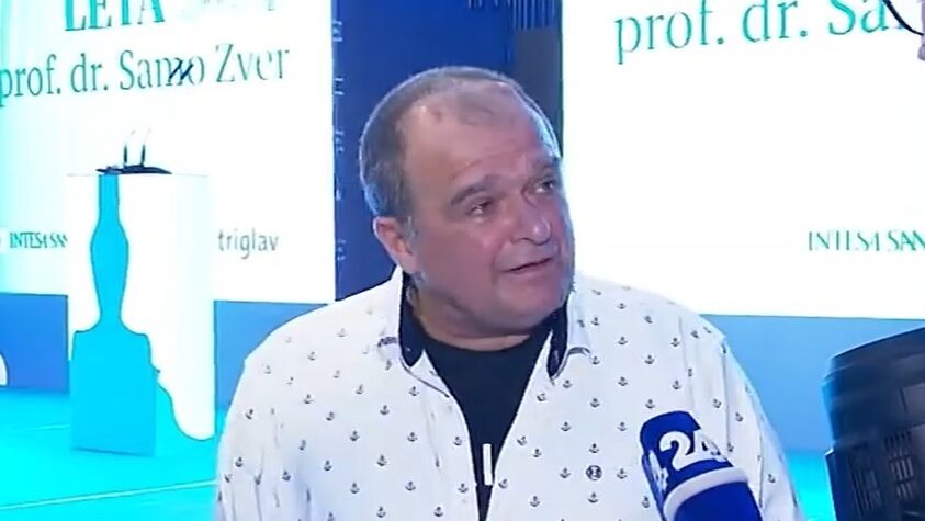 “Slovenija ima odlične zdravnike za Parkinsonovo bolezen, odlične strokovnjake, pomagajo mi”