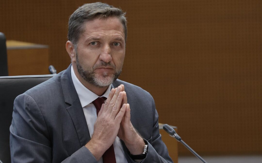 Javne finance na skrajnem robu možnega