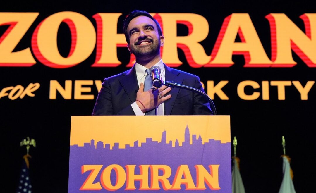 “Če lahko kdorkoli pokaže narodu, ki ga je izdal Donald Trump, kako ga poraziti, je to mesto, ki mu je omogočilo vzpon”