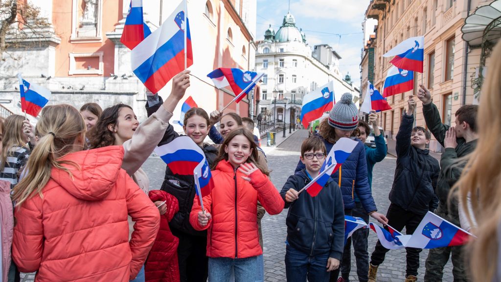 Čez 70 let nas bo na sončni strani Alp 230.000 manj