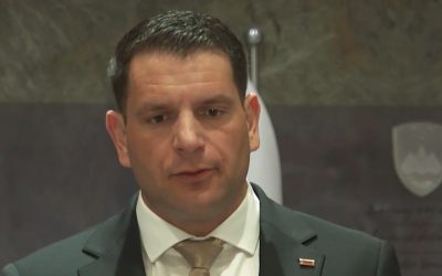 “Če bo ustavno sodišče ugotovilo, da je referendum dopusten, bom sam pomagal zbirati podpise za referendum, samo da bodo razumeli, da se tega zares ne bojim. In napovedujem rezultat 70:30 v korist uveljavitvi zakona”